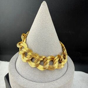 Vintage Monet Bracelet Gold Tone 7"